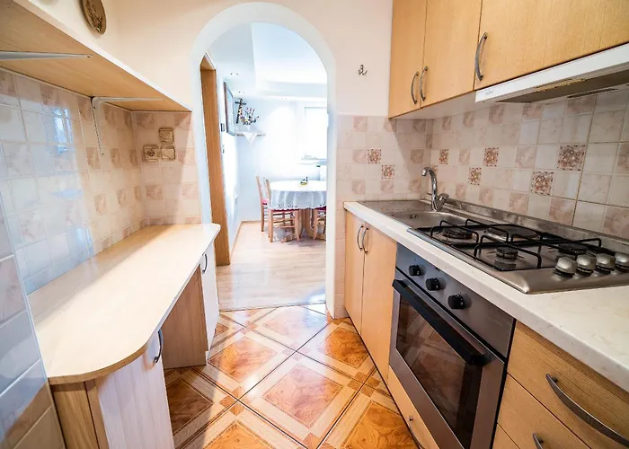 Farm Ana Visnja Gora